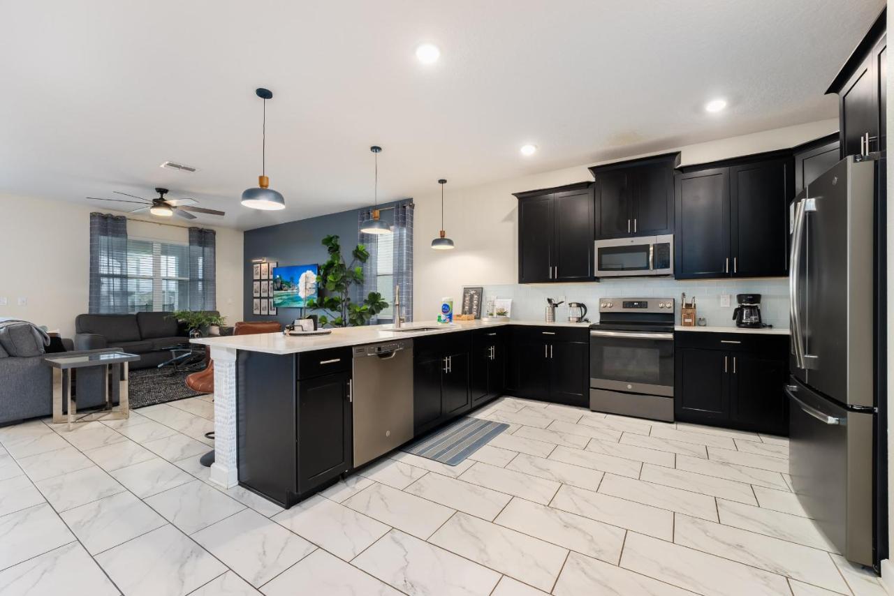 Villa Spacious 8br By World W Private Pool *