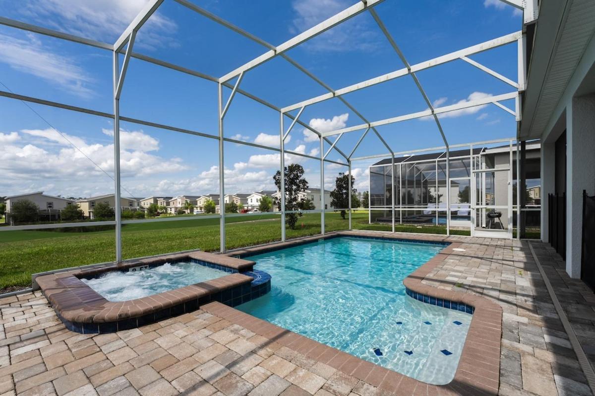 Spacious 8br By World W Private Pool *