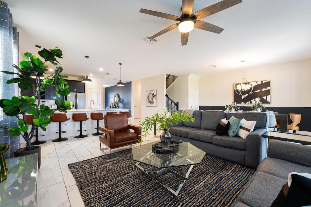 Villa Spacious 8br By World W Private Pool