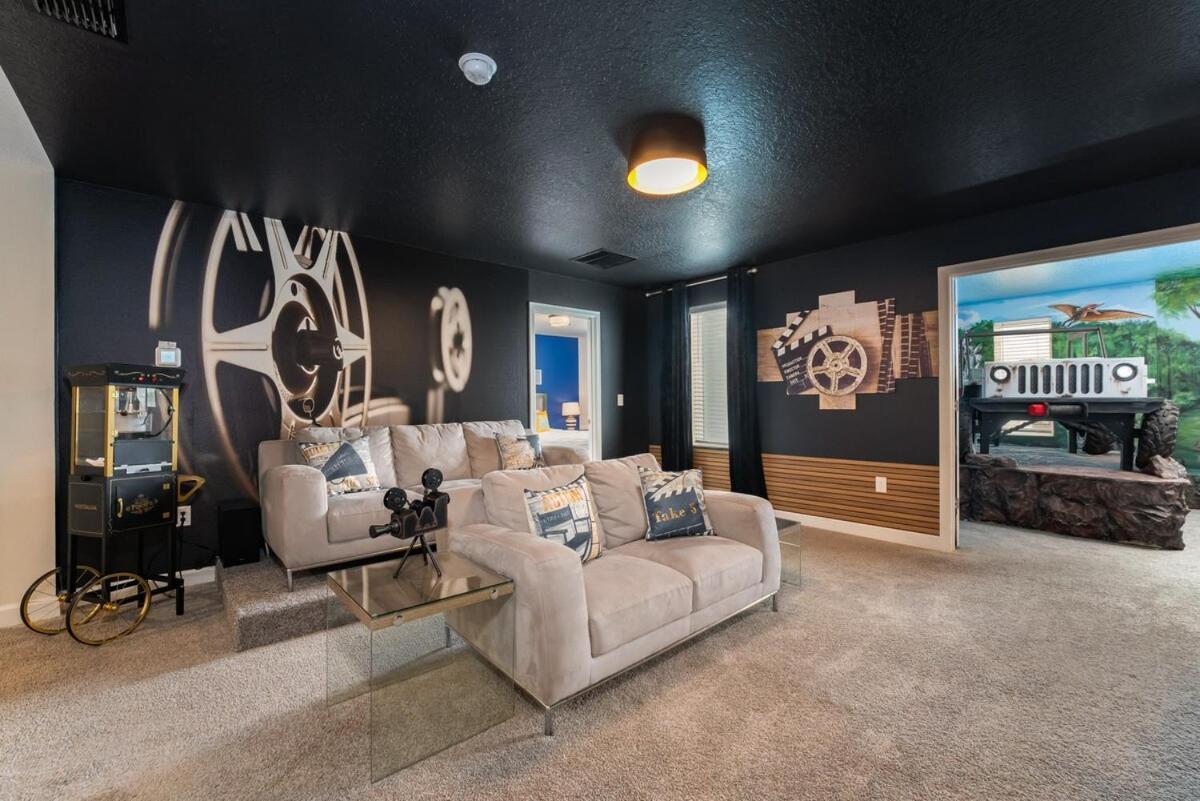 Spacious 8br By World W Private Pool